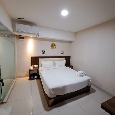 Hotel Morena Batam Luaran gambar